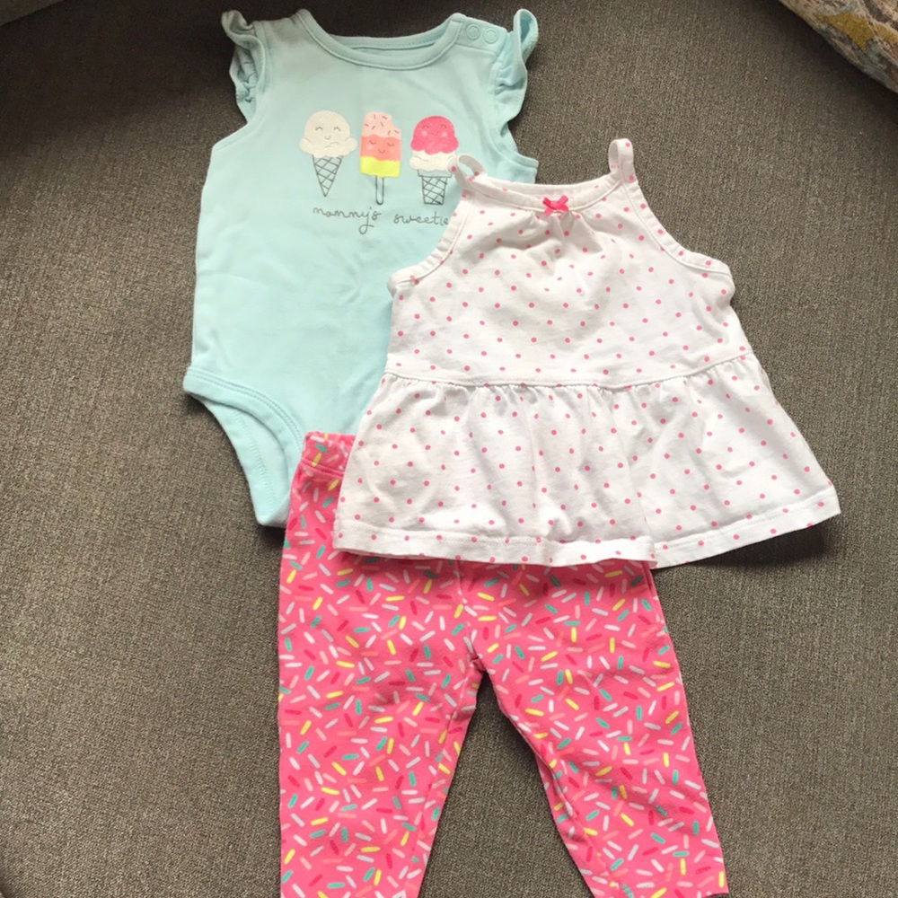 Carter's 3 Month matching three piece set